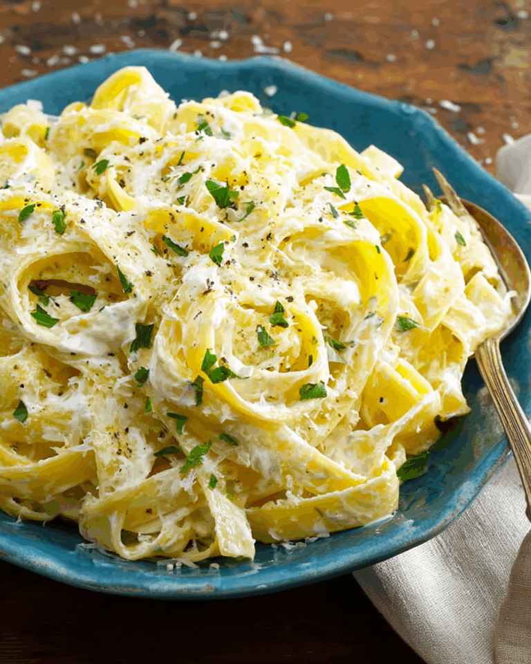 Kalorienreduziertes Fettuccine Alfredo: Cremiger Genuss ohne Reue