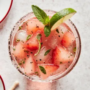 Mojito Wassermelone: Erfrischender Genuss für heiße Tage 2 Mojito Wassermelone: Erfrischender Genuss für heiße Tage