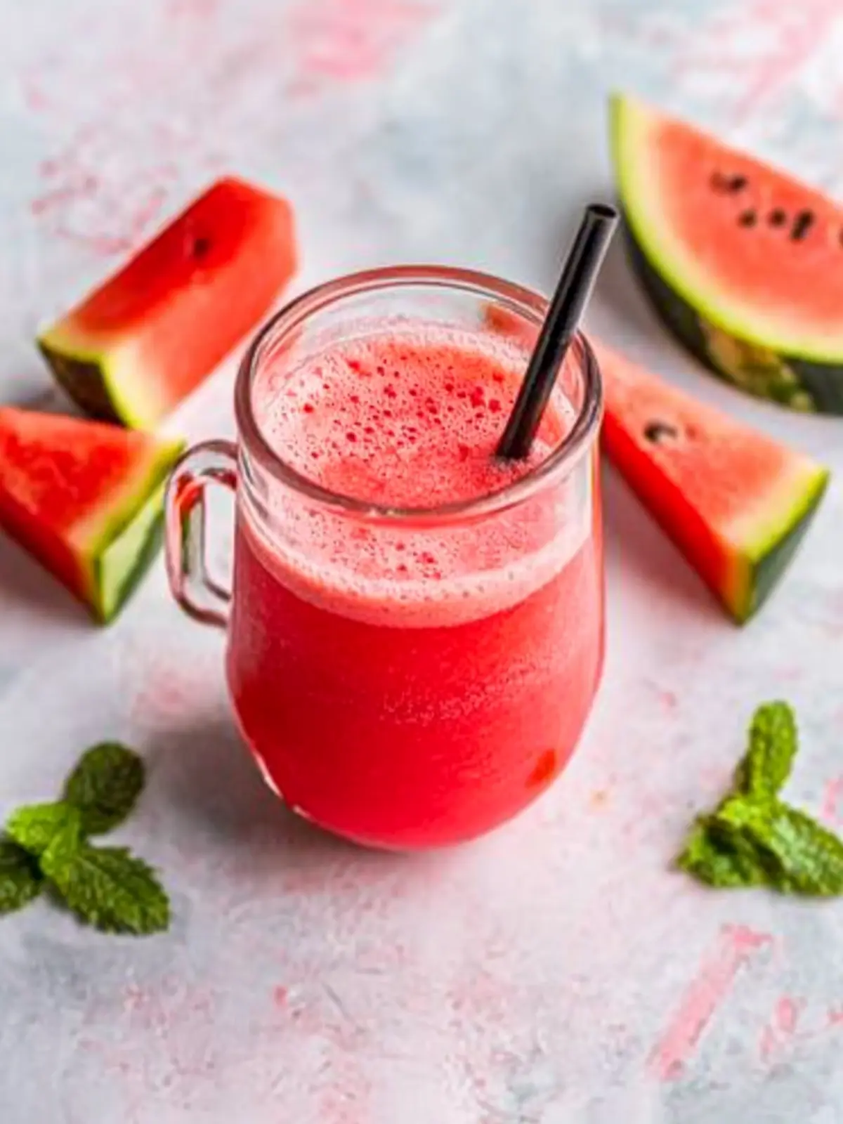Erfrischender Wassermelonen-Smoothie für heiße Sommertage 5 Wassermelonen-Smoothie