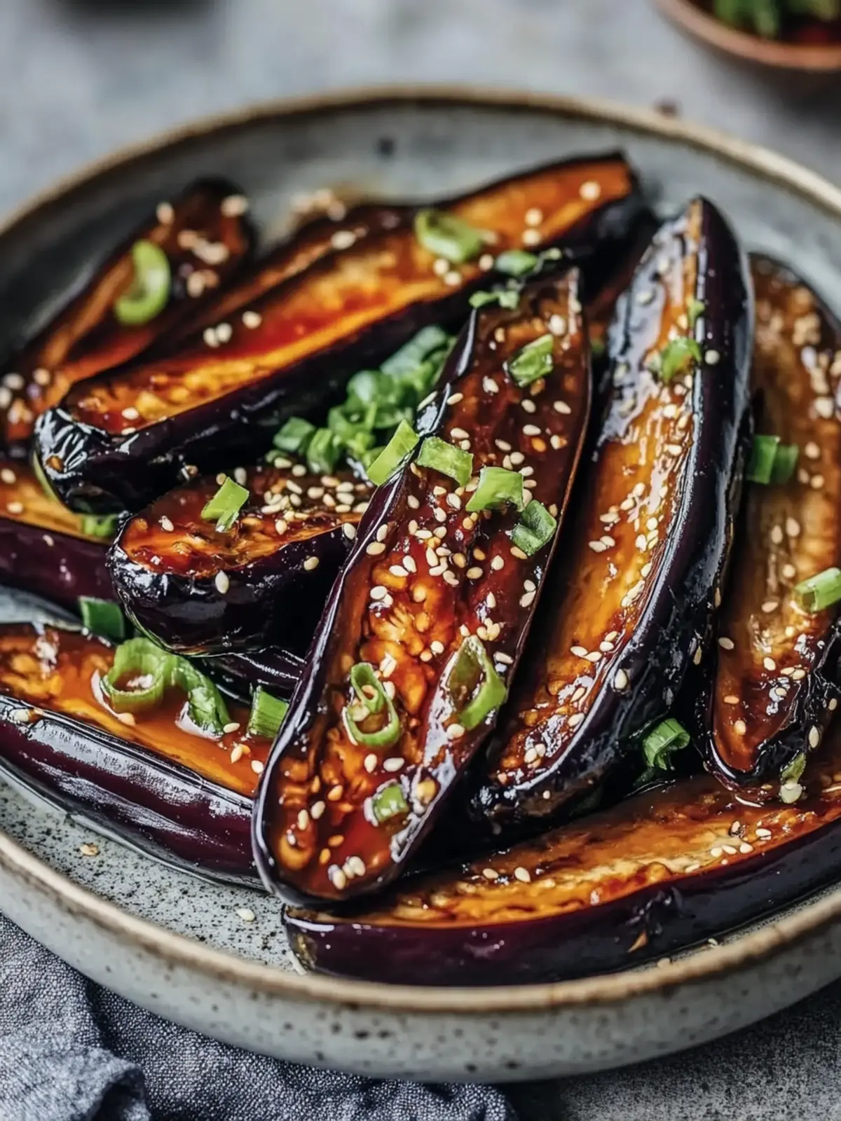 Knusprige chinesische Aubergine in Knoblauch-Soja-Glasur selbstgemacht 4 Knusprige chinesische Aubergine in Knoblauch-Soja-Glasur